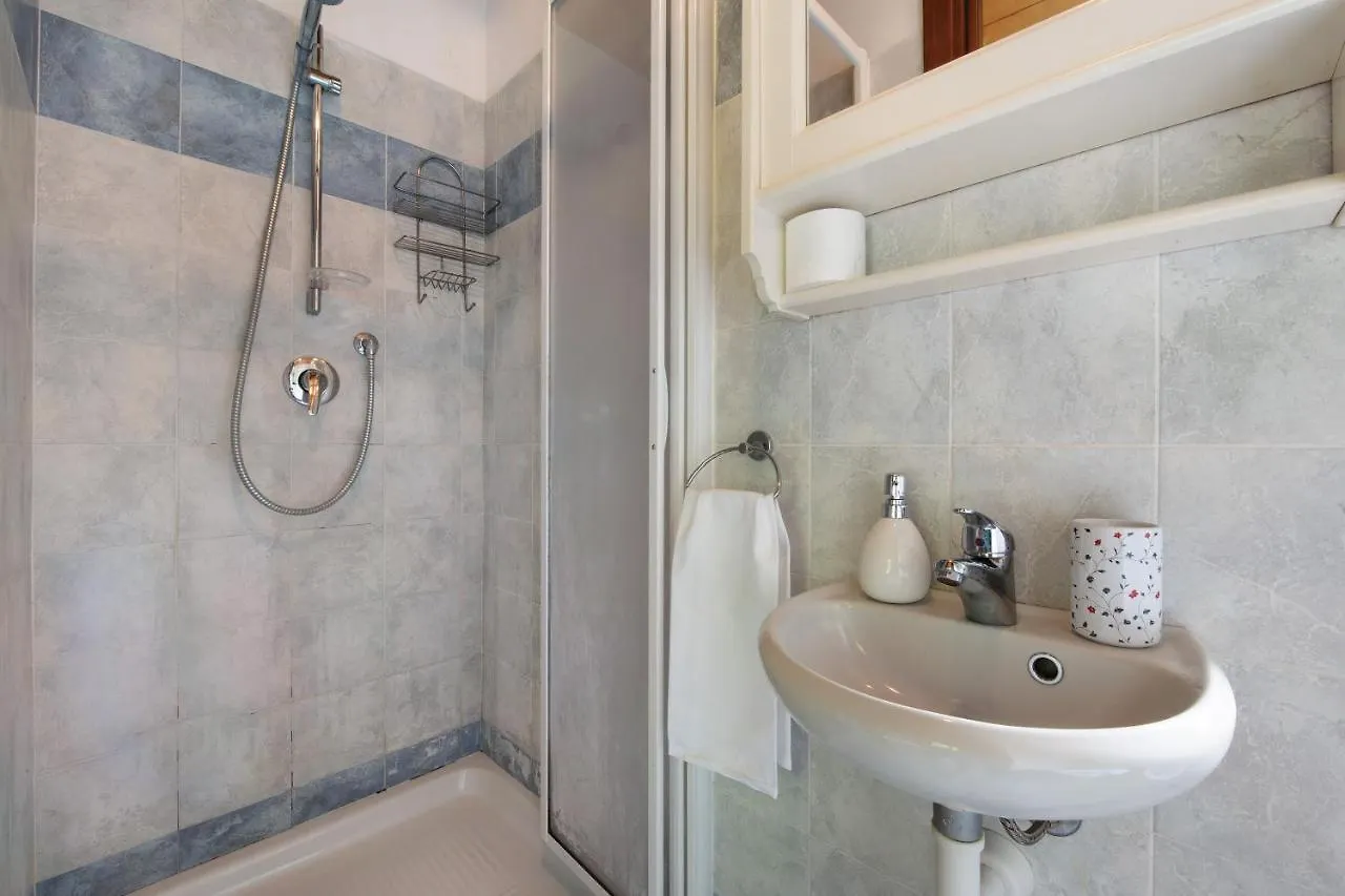 Apartment Appartamentino Su 2 Livelli Dosso del Liro Italy